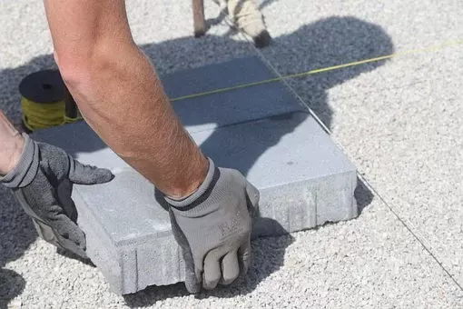 Kvalitetno polaganje tlakovcev Podravska