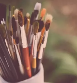 Okvirjanje slik in umetniski program goriska