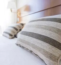 Ugoden apartma skofije