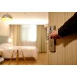 MATJAŽ GLAVINA - sobodajalec