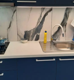 Kuhinja v počitniški hiški je popolnoma opremljena