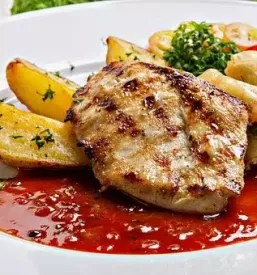 Dobra hrana v gostilnu dvor Žužemberk
