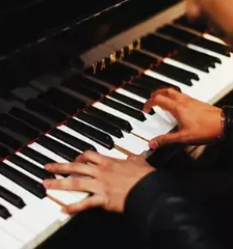 Ugoden najem glasbenika za rojstni dan slovenija