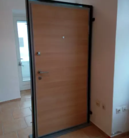 Vgrajevanje stavbnega pohistva postojna