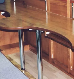 Pisarniško pohištvo po meri