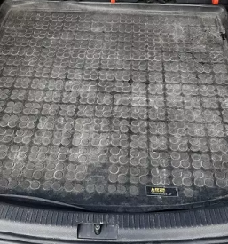 Rocna avtopralnica in globinsko ciscenje slovenske konjice