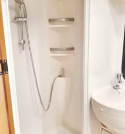 Poceni najem družinskega avtodoma Slovenija