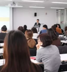 Pevski nastopi in vodenje druzbenih dogodkov slovenija