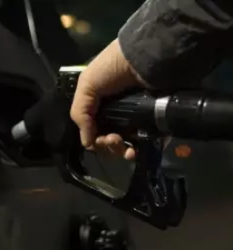 Bencinski servis petrol vitanje