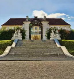 Kvalitetna stopnisca in hodniki koroska