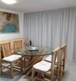 Ugoden apartma koper, okolica