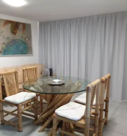 Ugoden apartma koper, okolica