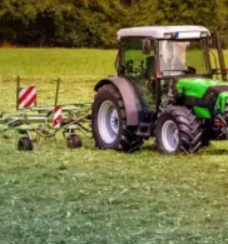 Servis traktorjev lindner slovenja