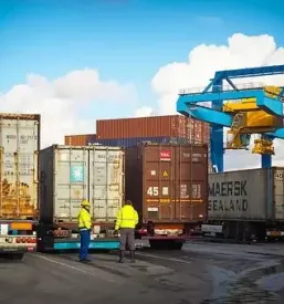 International transport of shipping containers slovenia