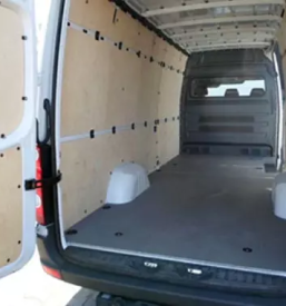 Najem tovornih in potniskih kombijev slovenija