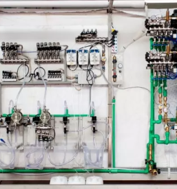 Rocna samopostrezna avtopralnica slovenija