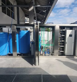 Rocna samopostrezna avtopralnica slovenija