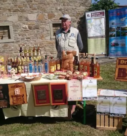 Domaci jabolcni kis notranjska