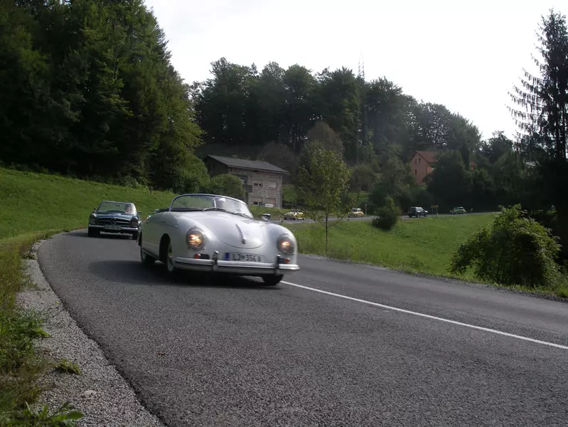 Pridružite se Društvu ljubiteljev starodobnih vozil v Zasavju