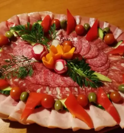 Peka porocnih peciv savinjska in slovenija