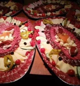 Peka porocnih peciv savinjska in slovenija