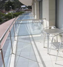 Steklene ograje primorska