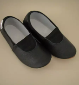 Izdelovanje in prodaja copat goriska