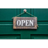 KATARINA SANABOR - SOBODAJALKA