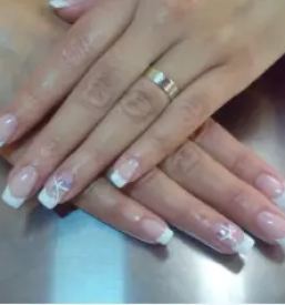 Gel in gelish nohti videm pri ptuju