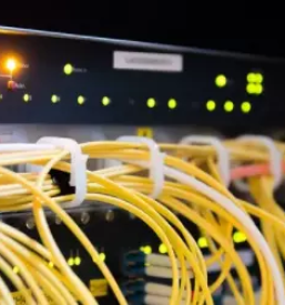 Konfekcioniranje kabelskih setov na Savinjskem