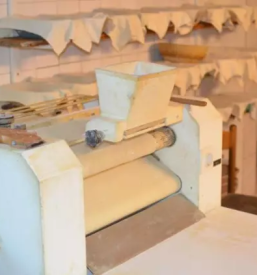 Sveže pečeni pekovski izdelki