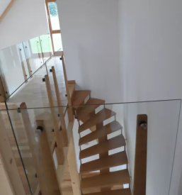 Lesene stopnice in stopnišča žalec