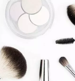 Ličenje za posebne priložnosti Osrednja Slovenija