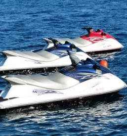 Najem vodnega skuterja