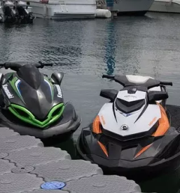 Najem vodnega skuterja