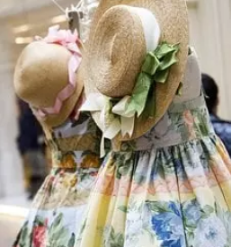 Prodaja otroskih oblacil podravska