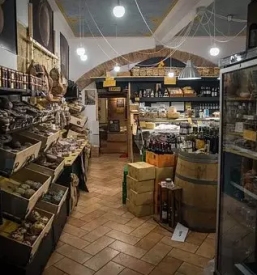 Polnjenje polic savinjska