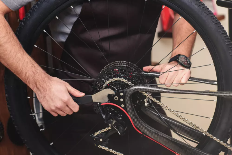 Dober servis koles in smuči Logatec, okolica