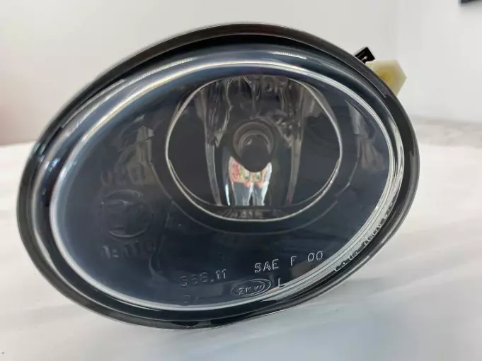 Trgovina z rezervnimi deli za BMW Slovenija