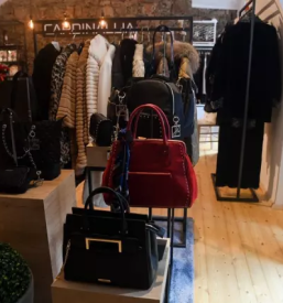 Dobra prodaja zenskih modnih oblacil maribor