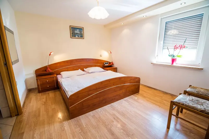 Ugoden najem apartmaja Višnja Gora