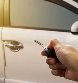 Izposoja avtomobilov Pristava pri Mestinju