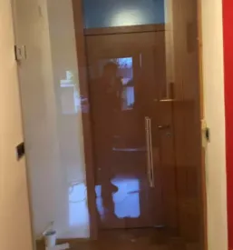 Ugodna steklena vrata notranjska