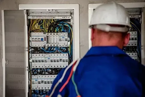 Dober elektroinštalater Koroška