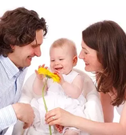 Slikanje portretov druzin nosecnic savinjska