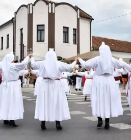 Veteranska folklorna skupina Beltinci