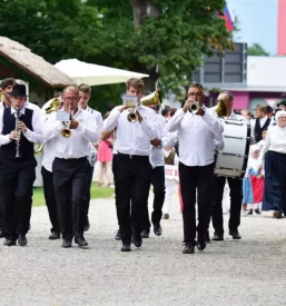 Kako se pridružiti kulturno umetniškem društvu?