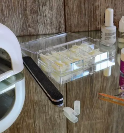 Geliranje nohtov dobrna