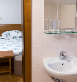 nastanitev na turisticni kmetiji dutovlje sezana