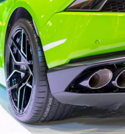 Avtokozmetika brezice